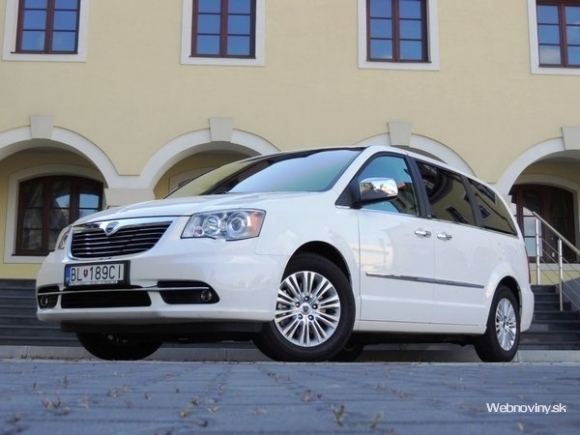 Lancia Voyager 2.8 CRD Gold