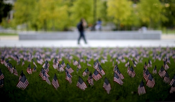 Amerika spomína na tragický 11. september 2001