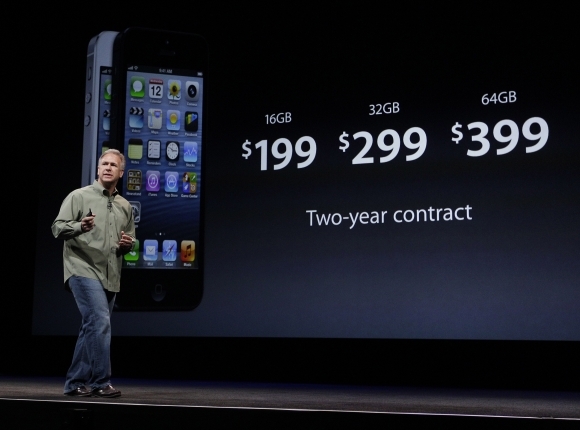 Apple predstavil iPhone 5