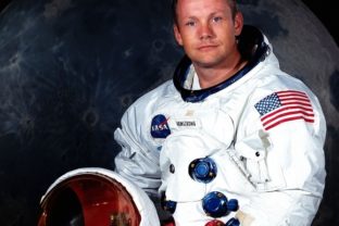 Neil Armstrong, člen posádky Apolla 11