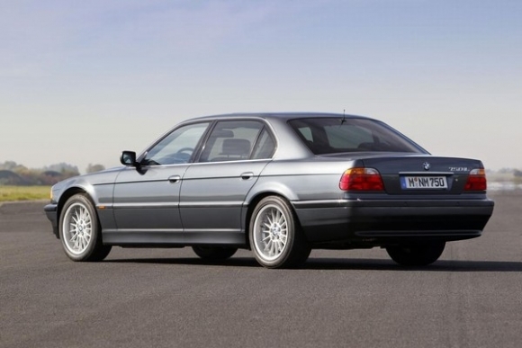 BMW 750i E38