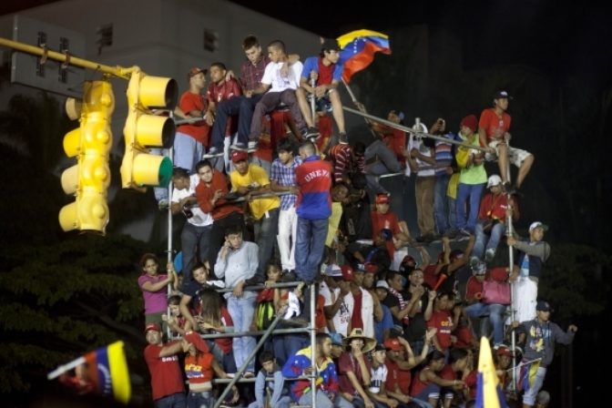 Chávez zostane na čele Venezuely ďalších šesť roko