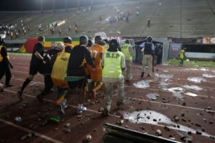 Fanúšikovia v Senegale preuršili zápas