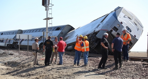 Havária vlaku v Kalifornii si vyžiadala 20 zranený