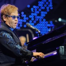 Legendárny hudobník Elton John