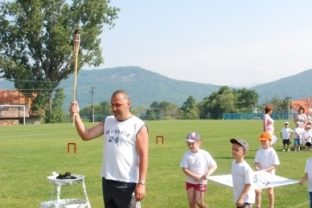 Vladimír Slovák na detskej olympiáde v Stožku.