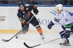 HC Lev Poprad - OHK Dinamo Moskva