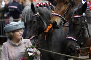 Holandská kráľovná oslavuje