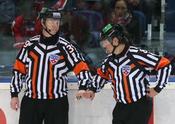 Rozhodca_khl
