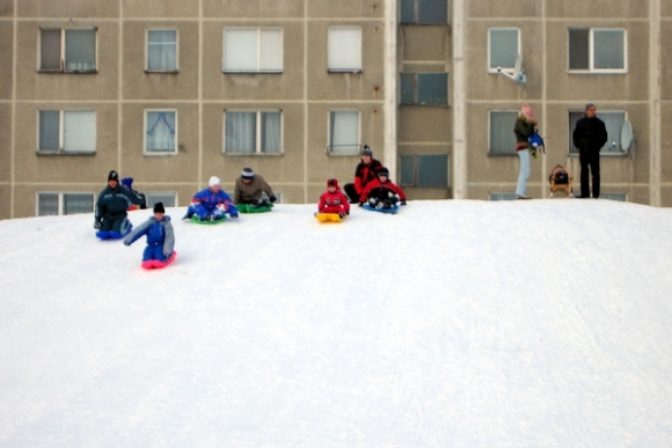 Sánkovanie, zima, prázdniny