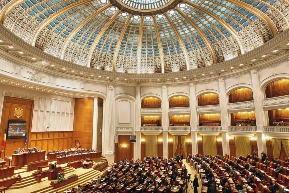 Rumunsko, parlament
