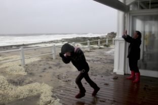 Škody po búrke Sandy v New Yorku a New Jersey
