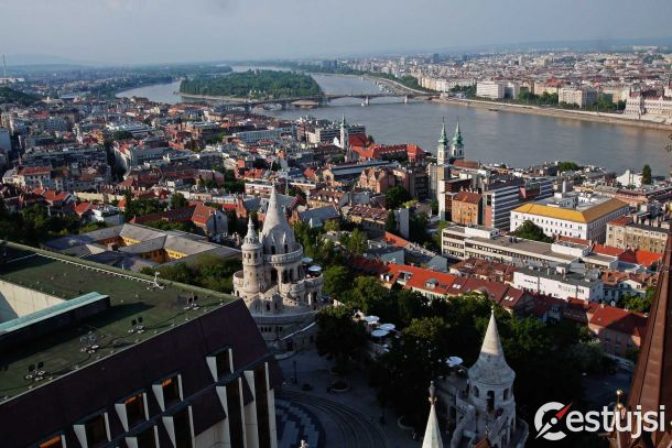 Budapešť pláva v termálnej vode