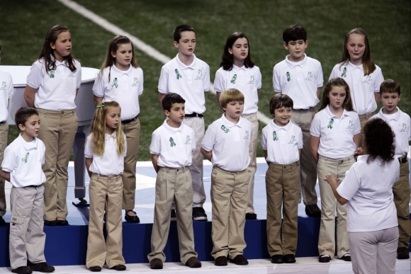 Deti z Newtownu zaspievali na Super Bowle