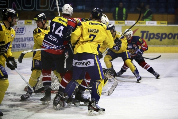 HKm Zvolen - ŠHK 37 Piešťany 4:3 po predĺžení