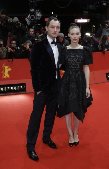 Jude Law a Rooney Mara na 63. Berlinale