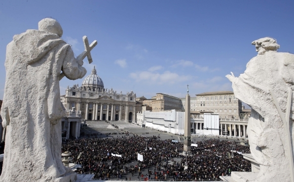 Pápežovi ďakovali desaťtisíce veriacich