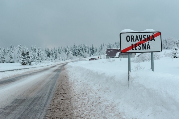 Sneh odrezal oravské obce od sveta