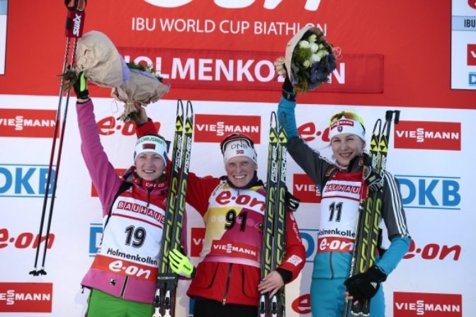 Anastasia Kuzminová na stupni víťazov