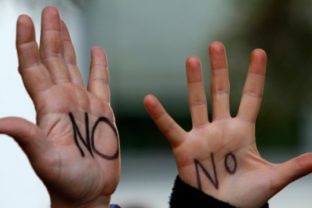 Ruky, nie, nesúhlas, protest, cyprus