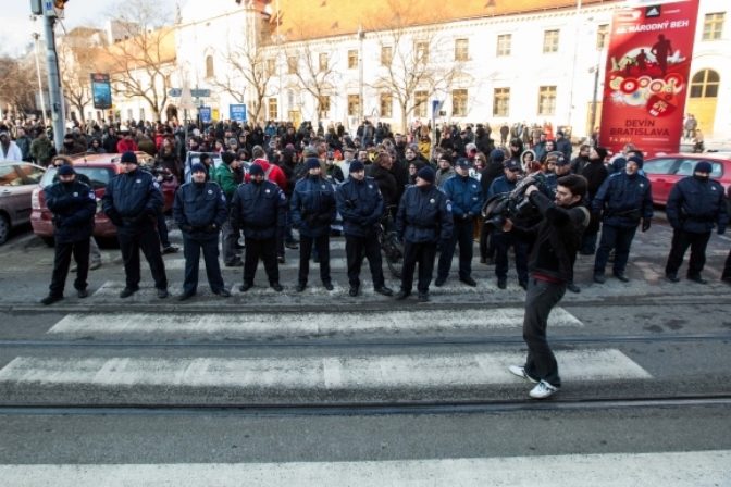 V Bratislave pochodovali prívrženci Slovenského št