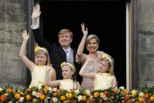 Beatrix odstúpila, Holandsko má kráľa Willema Alex