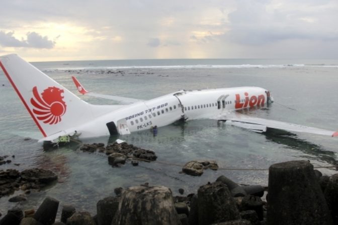 Havária lietadla na Bali