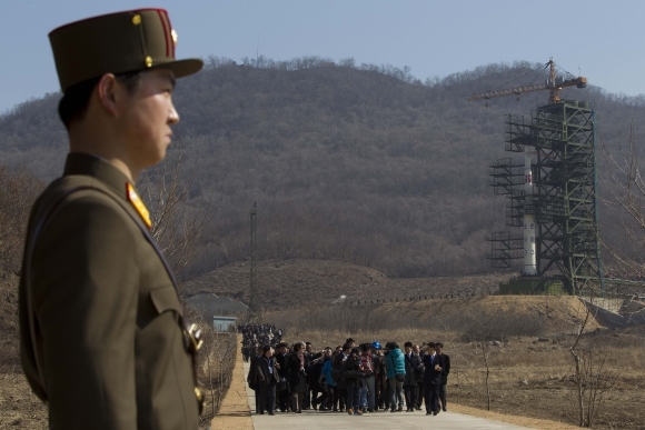 Severná Kórea sa pripravuje na odpálenie rakety