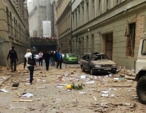 Silný výbuch v centre Prahy