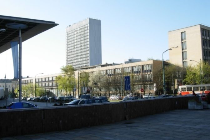Slov tech univerz