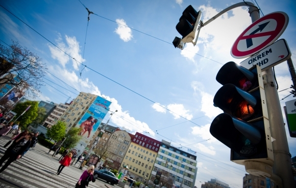 Bratislava, semafor, chodec