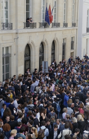Francúzi odsúdili smrť študenta po útoku skinhedov