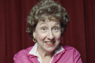 Jean Stapleton