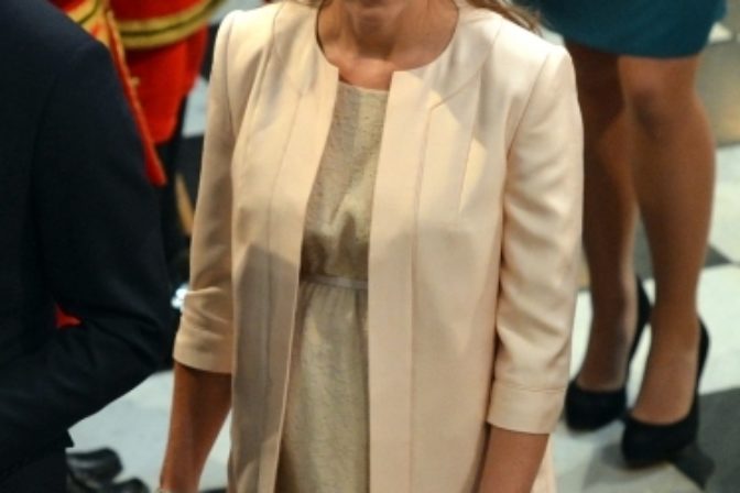 Kráľovná Alžbeta II. oslávila 60. výročie korunová