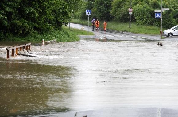 Záplavy