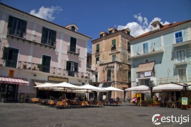 Amalfské pobrežie: Talianska romantika zasadená v skalách