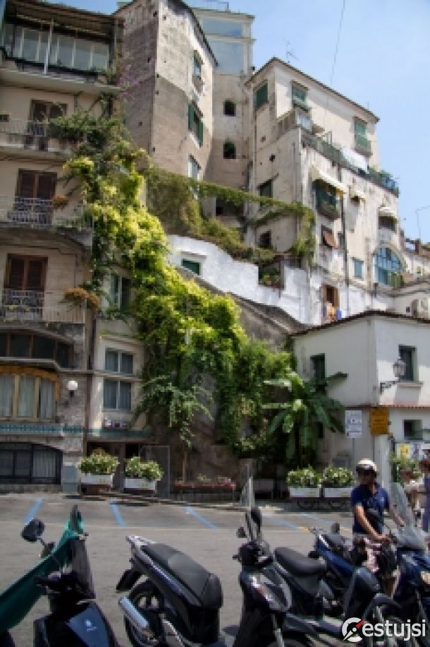Amalfské pobrežie: Talianska romantika zasadená v skalách