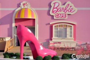 Barbie dom v životnej veľkosti vyvolal v Berlíne protesty