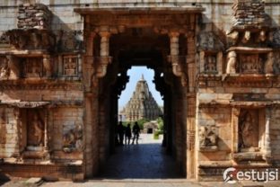 Indický Chittorgarh: Pod vežou víťazstva