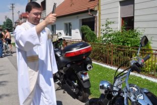 Požehnanie, motorky