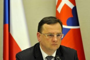 Rokovanie vlád Česka a Slovenska odštartovali frťa