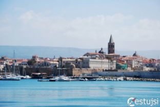 Sardínia: Spleť chutí, histórie a bieleho piesku
