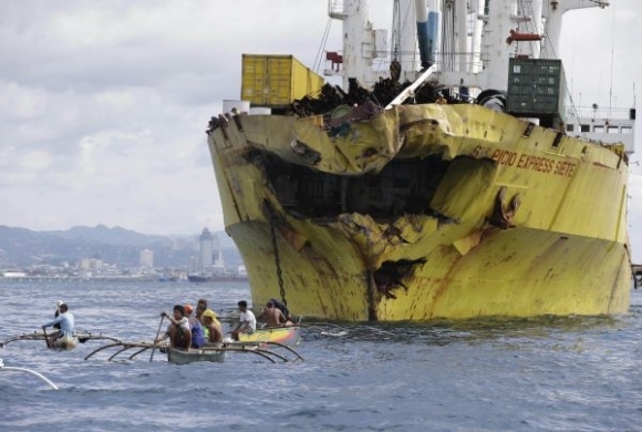 Filipíny, loď