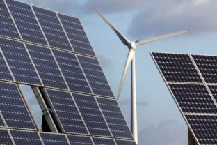 OZE veterná slnečná energia solárny panel turbína