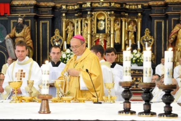 Nový trnavský arcibiskup prevzal úrad