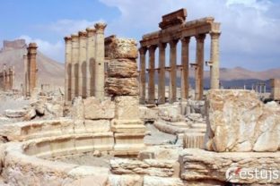 Palmyra a jej sýrijská kráľovná Zenóbia