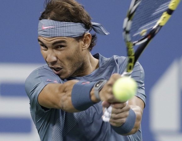 Rafael Nadal hladko postúpil do semifinále