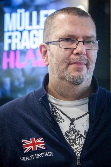 Richard Müller a Fragile