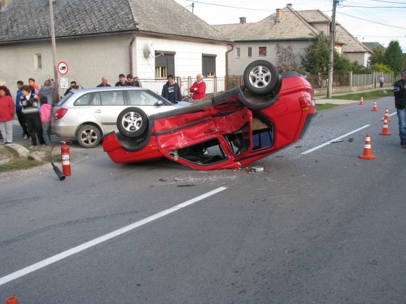 Nehoda, opitý vodič