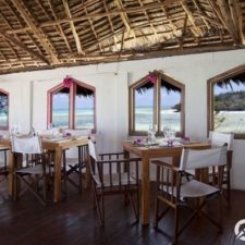 Skalná reštaurácia v Zanzibare ponúka rajský výhľad na oceán
